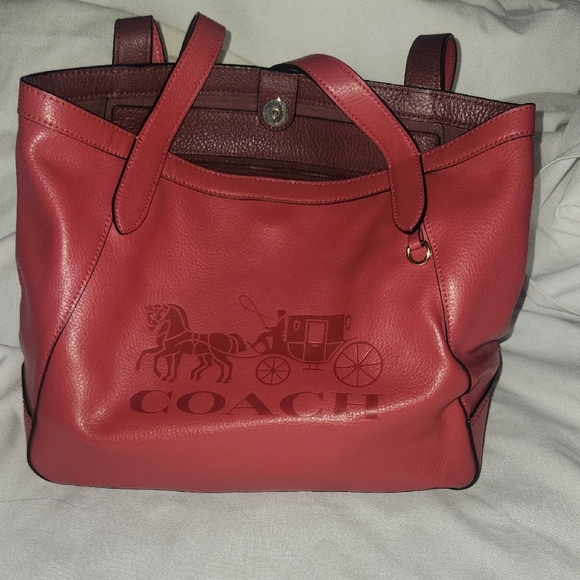 Coach Leather Horse and Carriage Tote - Picture 3 of 12